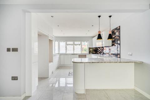 3 bedroom semi-detached house for sale, Frogmore Gardens, Hayes