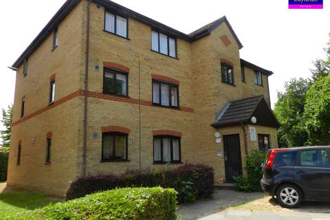 Studio for sale, Woodfield Close, Enfield EN1