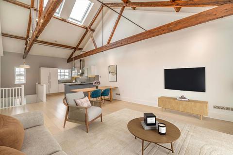 undefined, Welmar Mews, London SW4