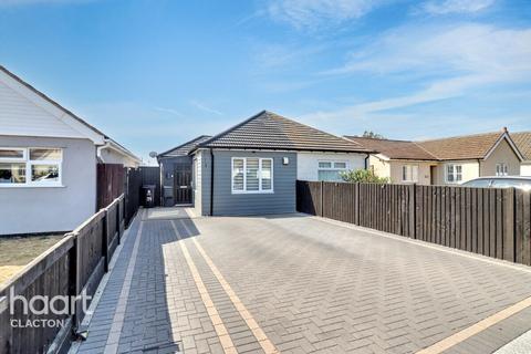 2 bedroom semi-detached bungalow for sale, The Avenue, Clacton-On-Sea