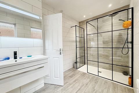 7 bedroom house of multiple occupation for sale, Alphington Street, Exeter, EX2