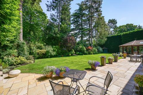 5 bedroom detached house for sale, Blackdown Avenue, Woking, GU22