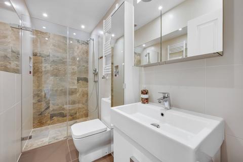 9 Fleece Road, Long Ditton, Surbiton, KT6 5JP