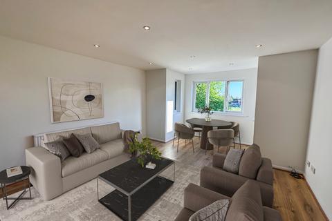 2 bedroom flat for sale, Woodfield Close, Enfield EN1