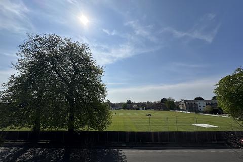 2 bedroom flat for sale, Woodfield Close, Enfield EN1