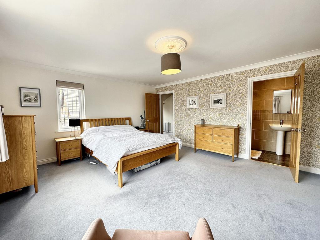 En-suite Bedroom