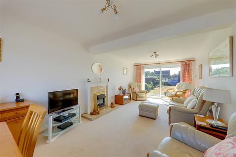 2 bedroom detached house for sale, Silverdale Drive, Sompting, West Sussex, BN15 9SH