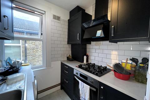 48a Woodland Road, Chingford, London, E4 7EU