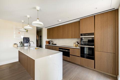 2 bedroom flat for sale, New End, London, NW3