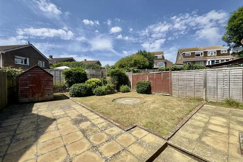 7 Barn Close, Seaford, BN25 3EW