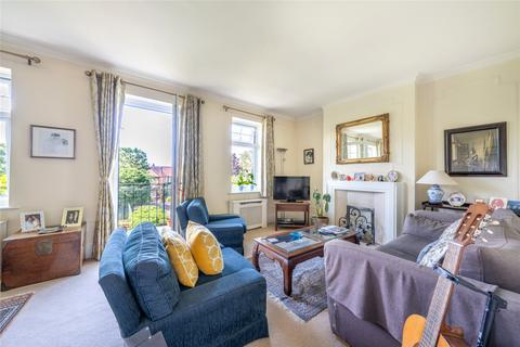 4 bedroom apartment for sale, Cholmley Gardens, London, NW6