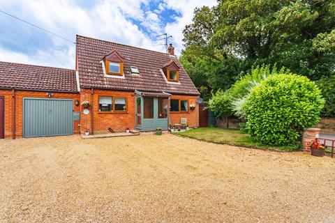 Lighthouse Lane, Happisburgh