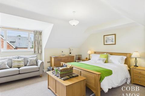 undefined, Paradise Meadows, Marden