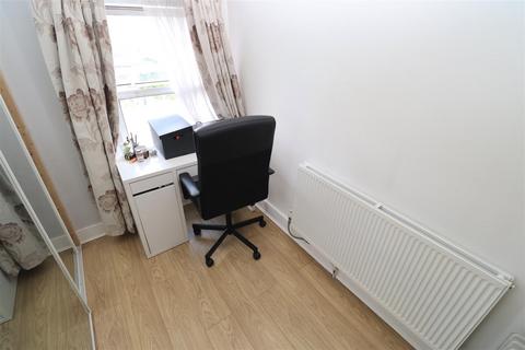 39 Aberdeen Road, London, N18 2ED