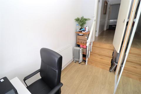 39 Aberdeen Road, London, N18 2ED