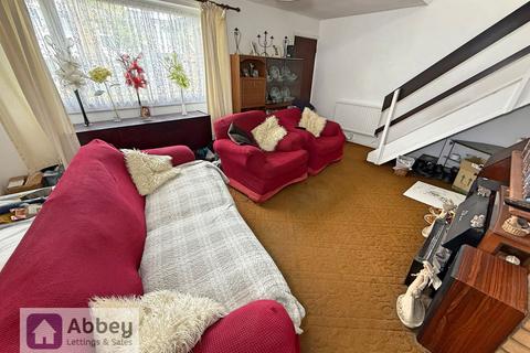 3 bedroom semi-detached house for sale, Campion Walk, Leicester, LE4