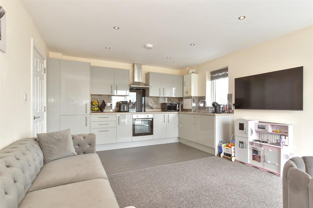 Kitchen/ Living Area