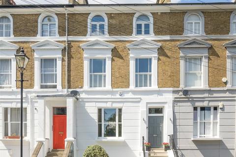 4 bedroom terraced house for sale, Glenton Road, London