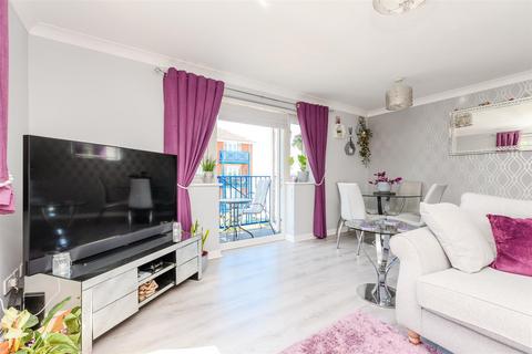 undefined, Applecross Close, Rochester ME1
