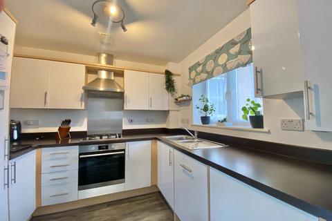 2 bedroom coach house for sale, Louis Road, Titchfield Common