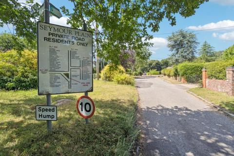 undefined, Seymour Plain, Buckinghamshire SL7