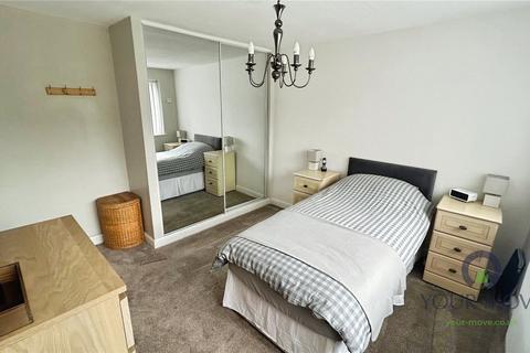 18 Charnwood Close, Shaw, Oldham, OL2 7LY