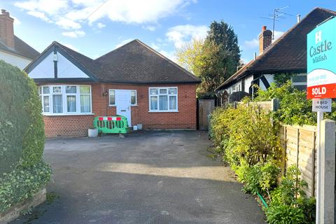 10 Beech Close, Hersham, Walton-on-thames, KT12 5RG