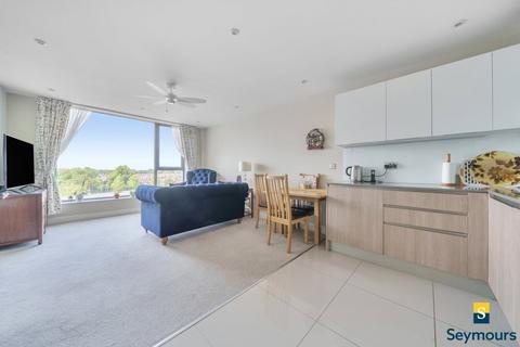 2 bedroom flat for sale, Leapale Lane, Surrey GU1
