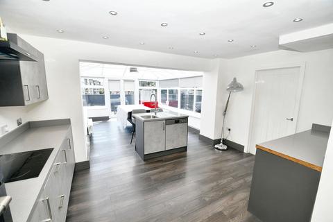 undefined, Hexon Close, Salford, M6