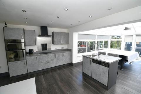 undefined, Hexon Close, Salford, M6