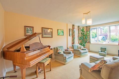 3 bedroom detached house for sale, Stanley Drive, Bramcote, Nottingham, Nottinghamshire, NG9