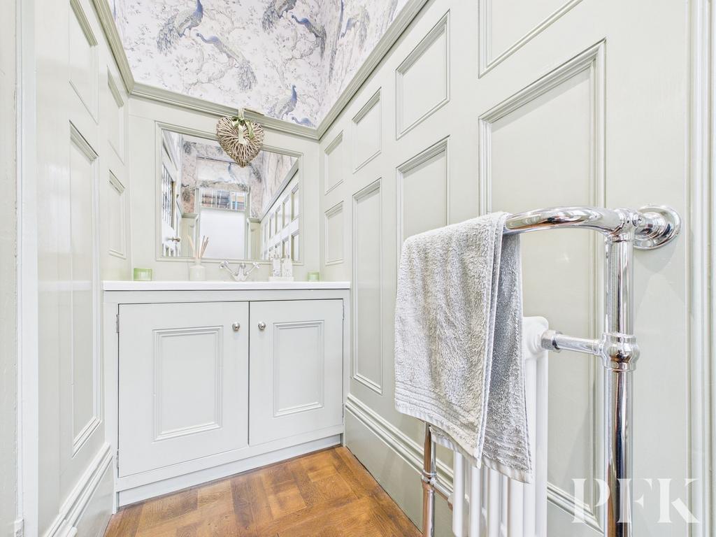 Cloakroom WC
