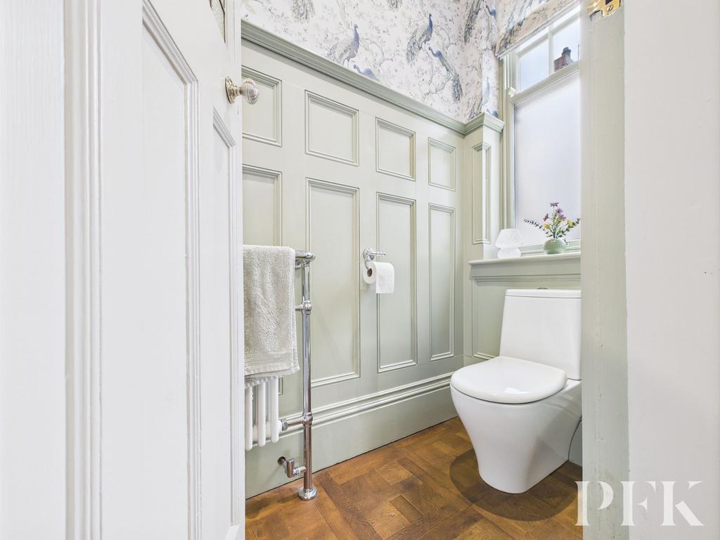 Cloakroom WC