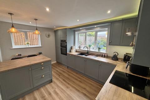 9 Bordeaux Crescent, Thornton-cleveleys, FY5 3UE