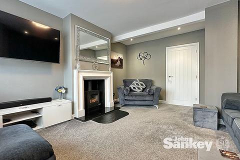 4 bedroom detached house for sale, Hatfield Close, Rainworth, NG21