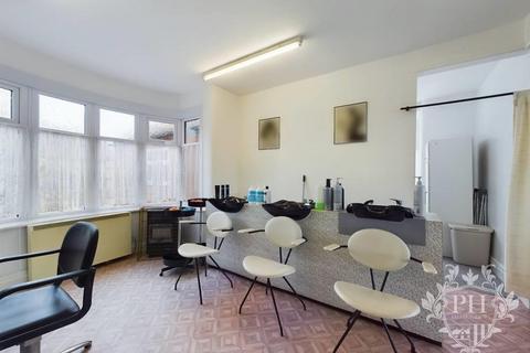 2 bedroom property for sale, 145 Oak Road, Redcar, TS10 3RE