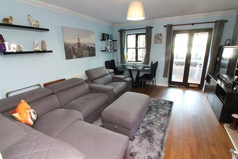 7 Wesley Close, Arlesey, SG15 6SQ