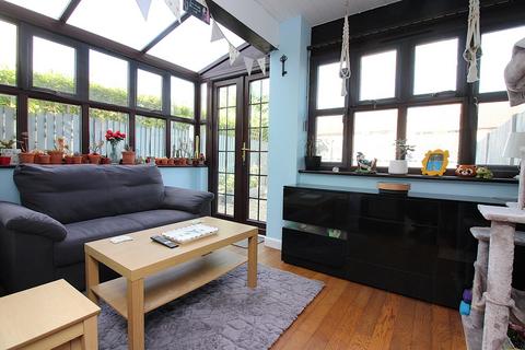 7 Wesley Close, Arlesey, SG15 6SQ
