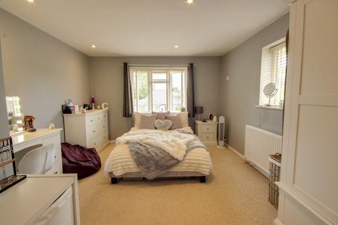 undefined, Ashenground Close, Haywards Heath, RH16