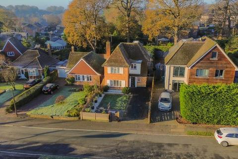 Ashenground Close, Haywards Heath, RH16