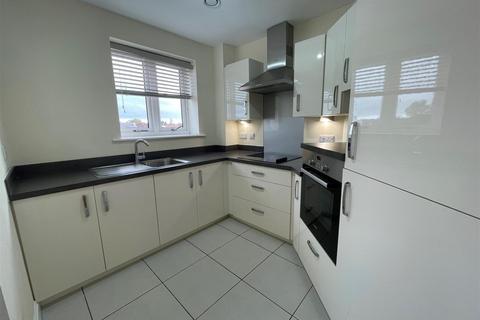 2 bedroom flat to rent, Scaife Garth, Pocklington, York