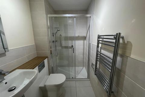 2 bedroom flat to rent, Scaife Garth, Pocklington, York