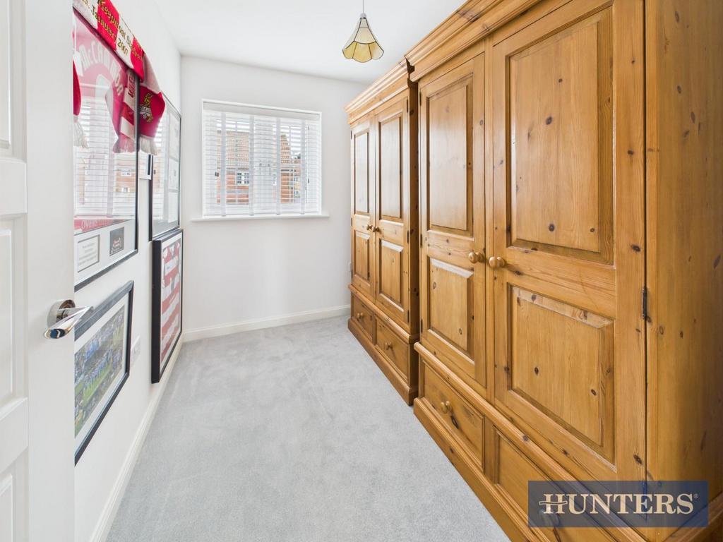 CAM01450 G0-PR0226-STILL028.jpg