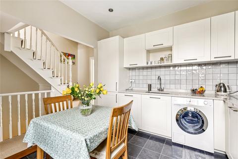 2 bedroom apartment for sale, Dulka Road, SW11