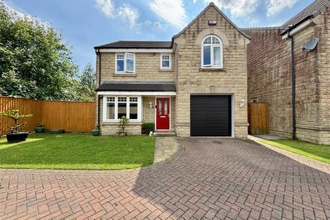 4 bedroom detached house for sale, Hazel Fold, Bradford BD13