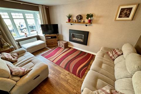4 bedroom detached house for sale, Hazel Fold, Bradford BD13
