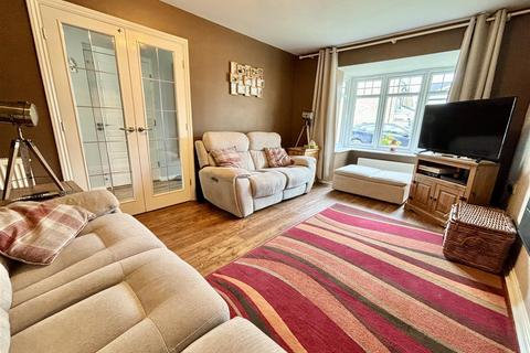 4 bedroom detached house for sale, Hazel Fold, Bradford BD13