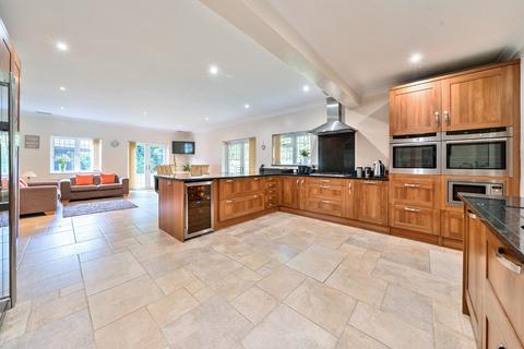 4 bedroom detached house for sale, Grange Gardens, Farnham Common, Buckinghamshire, SL2