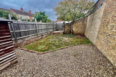 3 bedroom end of terrace house for sale, Kettering Road, Rothwell