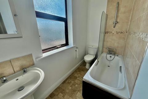 3 bedroom end of terrace house for sale, Kettering Road, Rothwell